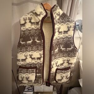 Zavdlio Men's Brown and Cream Sheepskin Vest